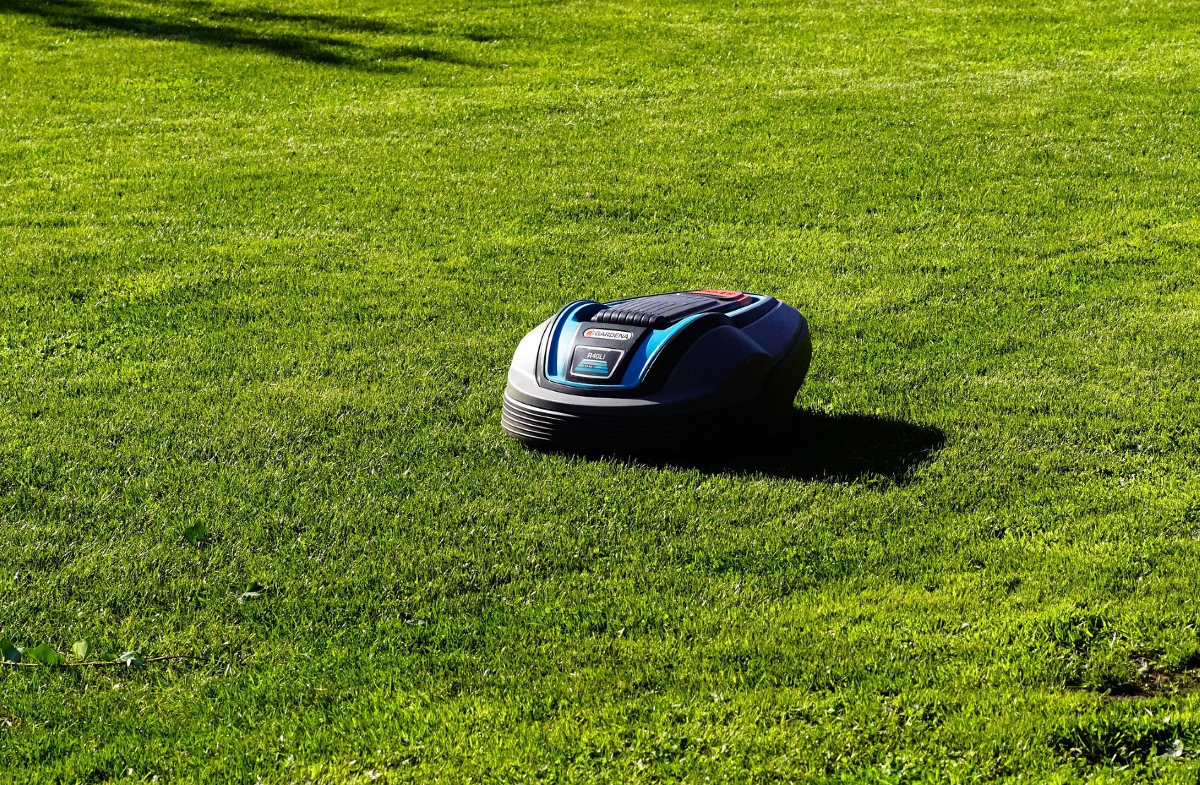 Entretien et nettoyage d’un robot tondeuse : les bons gestes à adopter